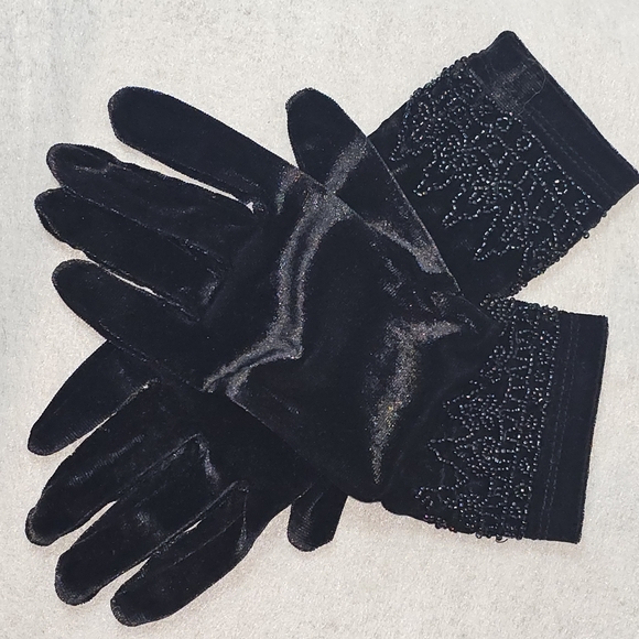 VTG April Cornell Beaded Velvet Black Womens Gloves SZ OS - Picture 2 of 7
